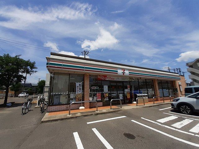 コンビニ　セブンイレブン新潟車場店（コンビニ）まで30m