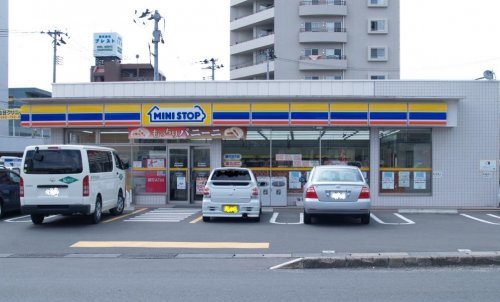 コンビニ　ミニストップ 東仙台駅前店（コンビニ）まで381m