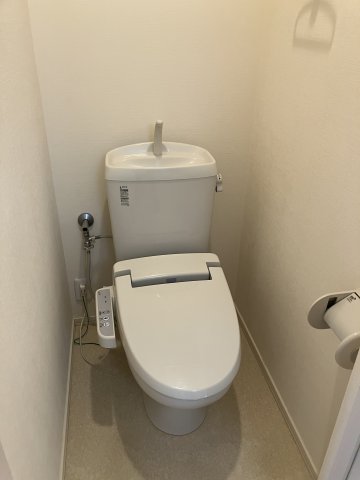 トイレ　※同物件別部屋参考写真