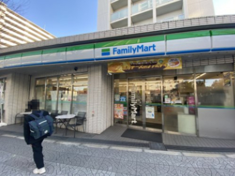 コンビニ　ファミリーマート 森ノ宮中央店（コンビニ）まで174m