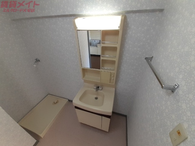 洗面設備　同物件別室画像
