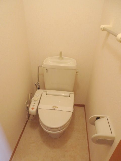 トイレ　★お部屋探しは株式会社タウンハウジング東京まで★