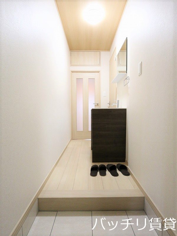 玄関　別号室の写真になります現状優先