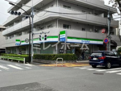 コンビニ　ファミリーマート　下丸子三丁目店（コンビニ）まで179m