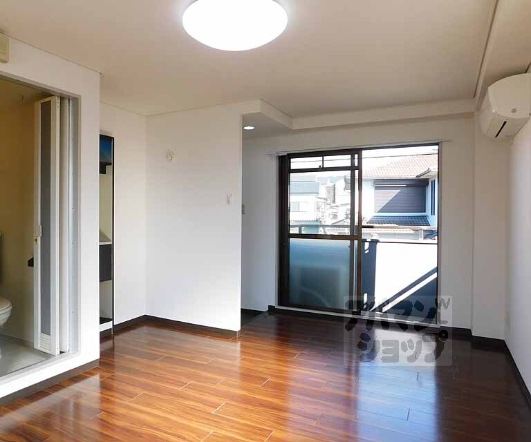 居室・リビング　綺麗なお部屋です