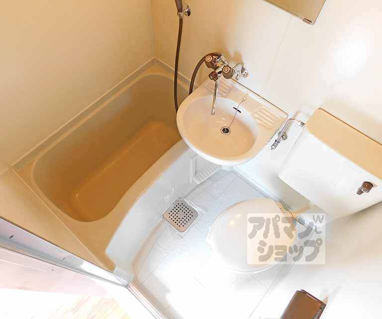バス・シャワールーム　綺麗なユニットバスです