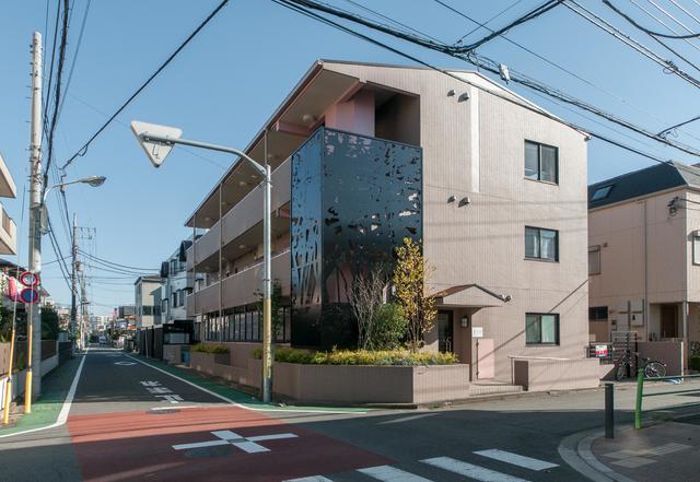 建物外観　京王線「府中駅」より徒歩９分の好立地です☆