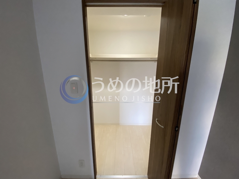 収納　ウォークインクローゼット