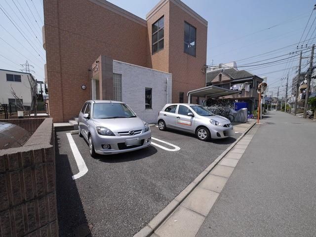 駐車場　★敷地内駐車場★