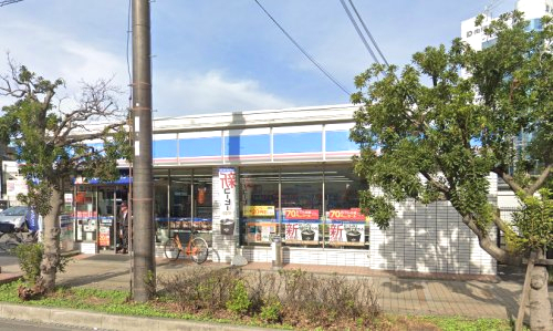 コンビニ　ローソン 吹田江の木町店（コンビニ）まで666m
