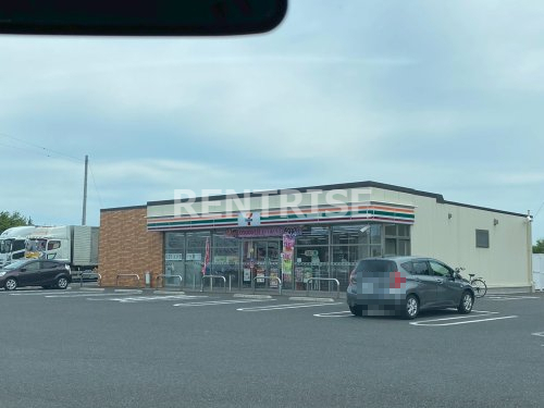 コンビニ　セブンイレブン 一宮黒田北店（コンビニ）まで586m