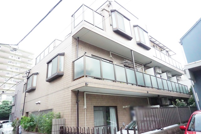 建物外観　鉄筋コンクリート造マンション☆女性限定物件！