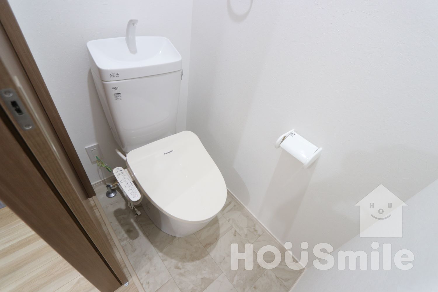 ＪＲ徳島線 蔵本駅 徒歩6分 2階建 築1年のトイレ写真