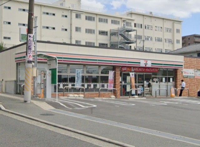 コンビニ　セブンイレブン　池田五月丘2丁目店（コンビニ）まで665m