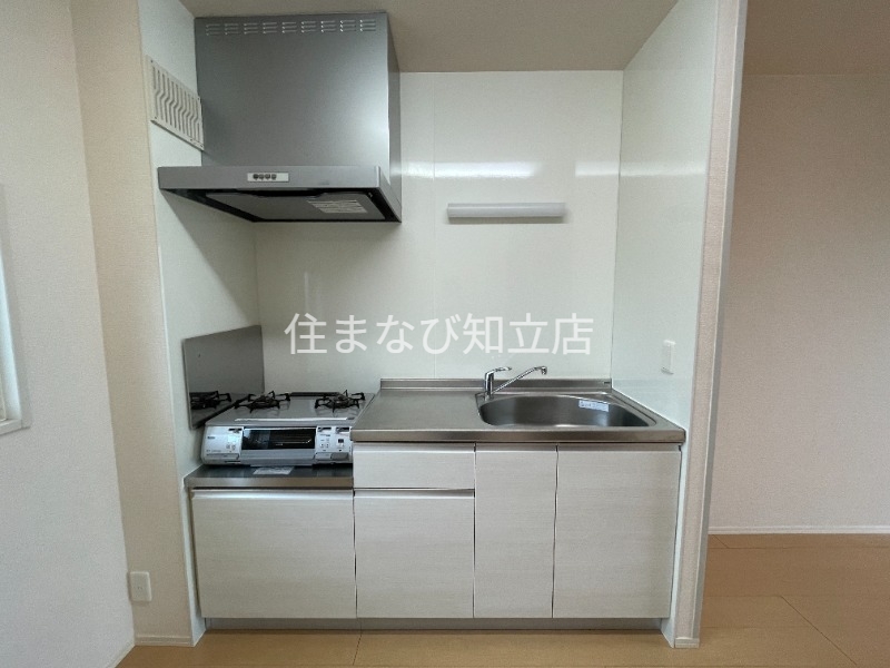 キッチン　反転・同型タイプ