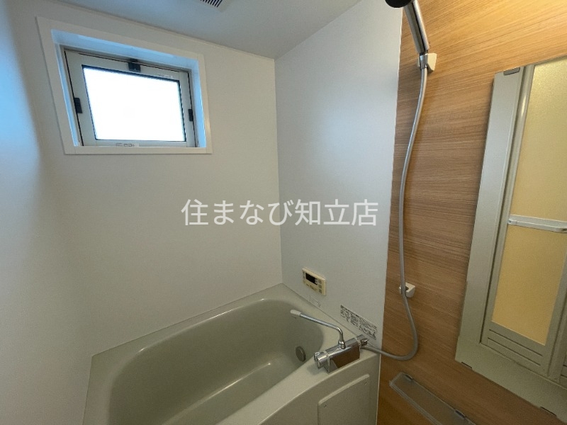 バス・シャワールーム　反転・同型タイプ