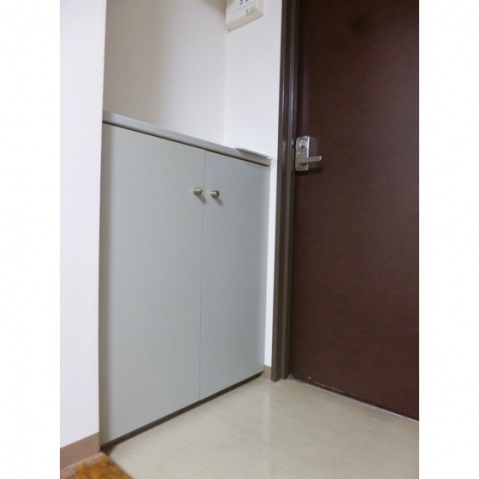 収納　シューズボックス