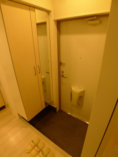 フルール宝殿の玄関写真