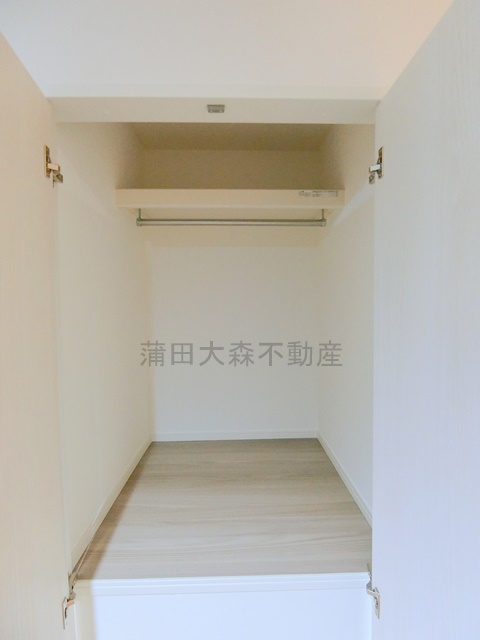 収納　リビング収納　クローゼット