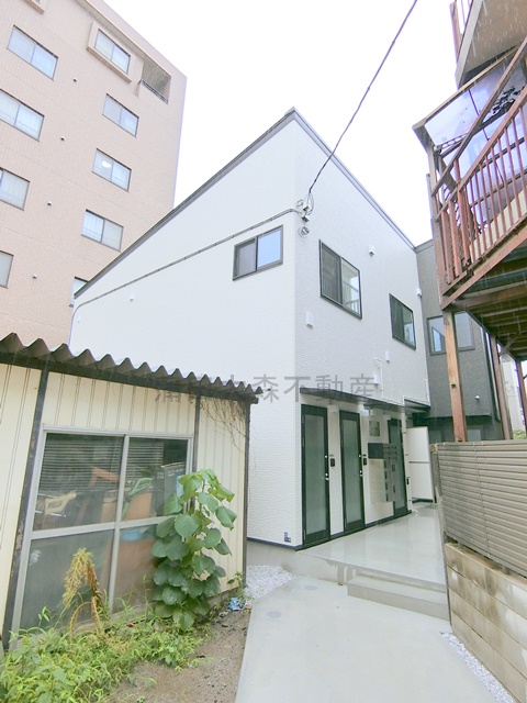 建物外観　2026年9月築　木造2階建て総戸数6戸　10GbpsWi-