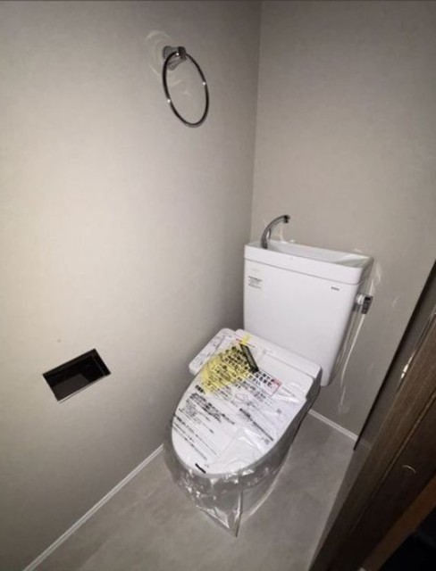 トイレ　別部屋参考写真