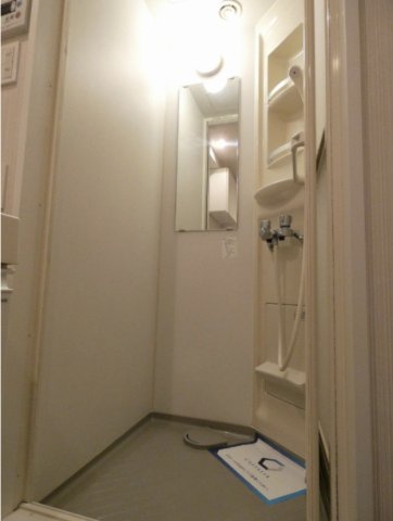 バス・シャワールーム　別部屋参考写真