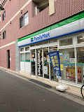コンビニ　ファミリーマート中村橋駅西店（コンビニ）まで369m