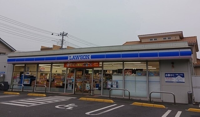 コンビニ　ローソン万平一丁目店（コンビニ）まで510m