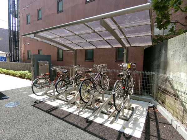 その他　駐輪場完備