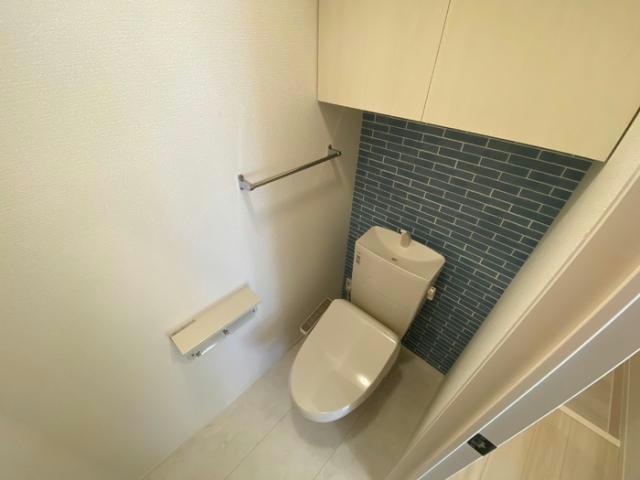 ＪＲ片町線 津田駅 徒歩16分 3階建 築7年のトイレ写真