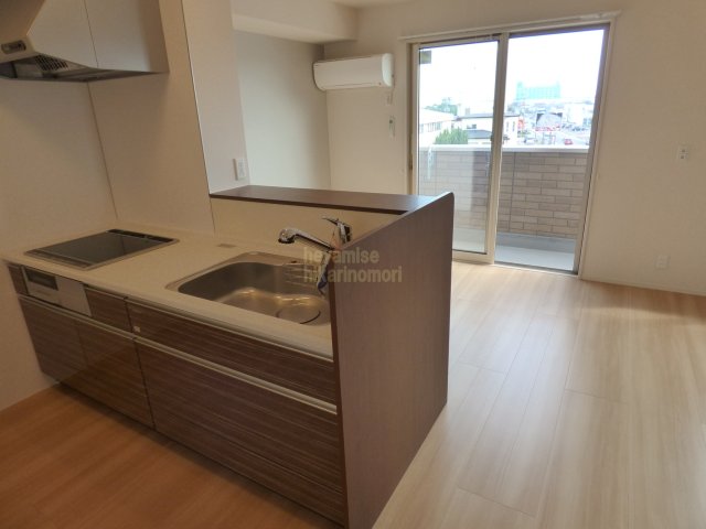 キッチン　※写真は別号室