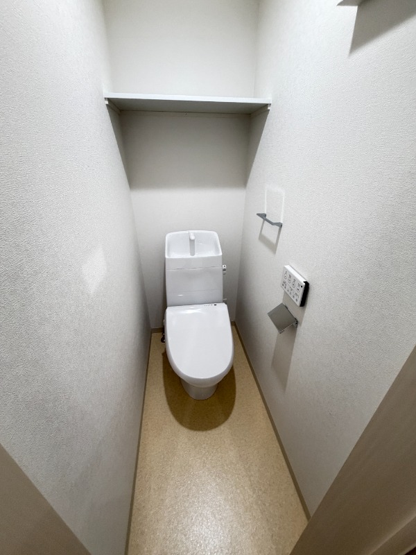 F asecia copperのトイレ写真