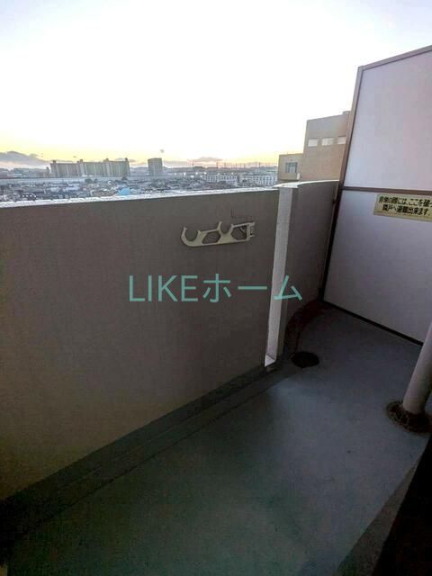バルコニー　バルコニー