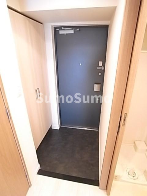 プレサンス三宮フラワーロードの玄関写真