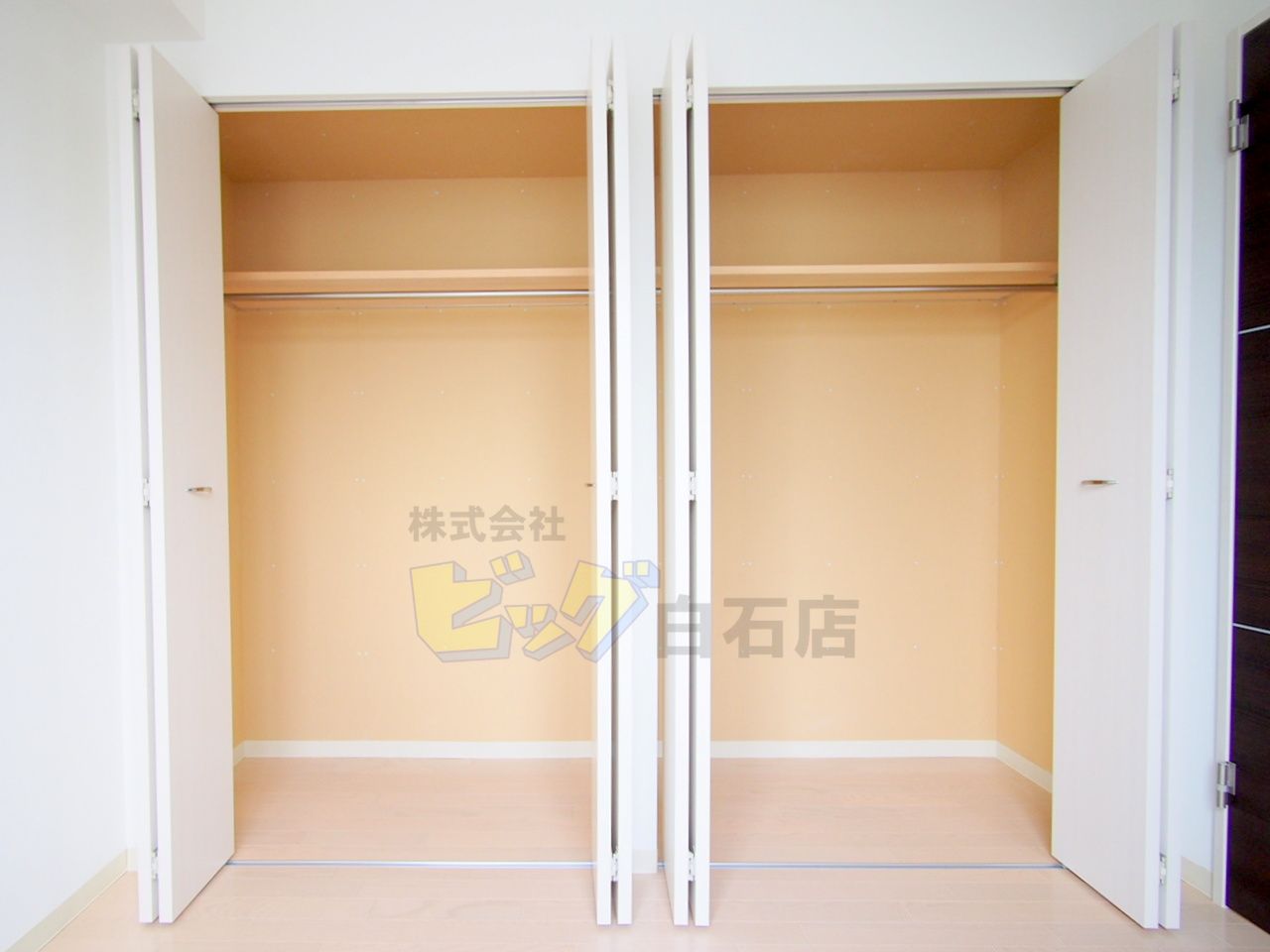 収納　各部屋にクローゼット付きです♪