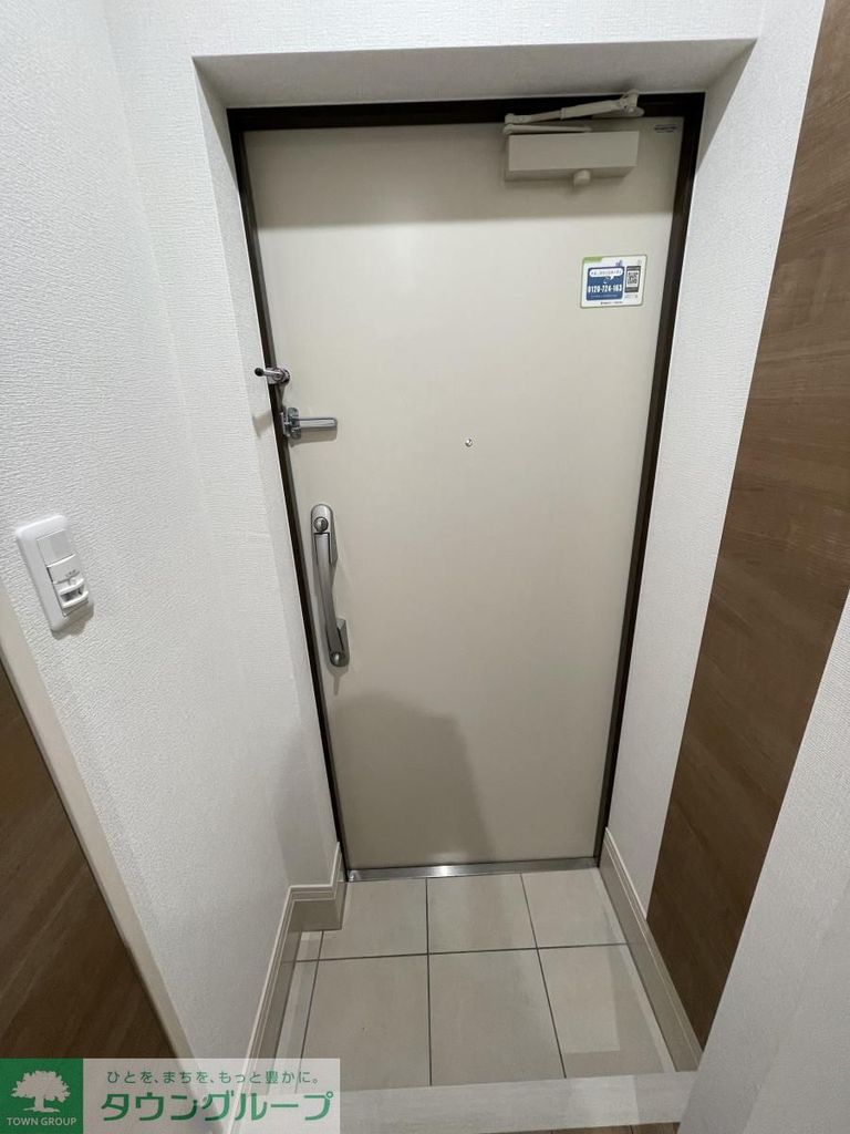 玄関　設備