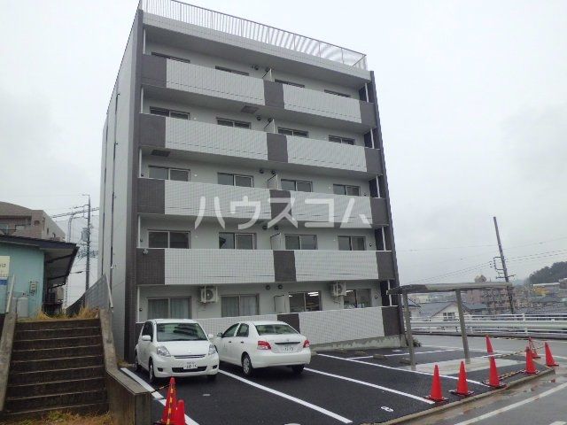 アン・シャン・ウルーの外観写真