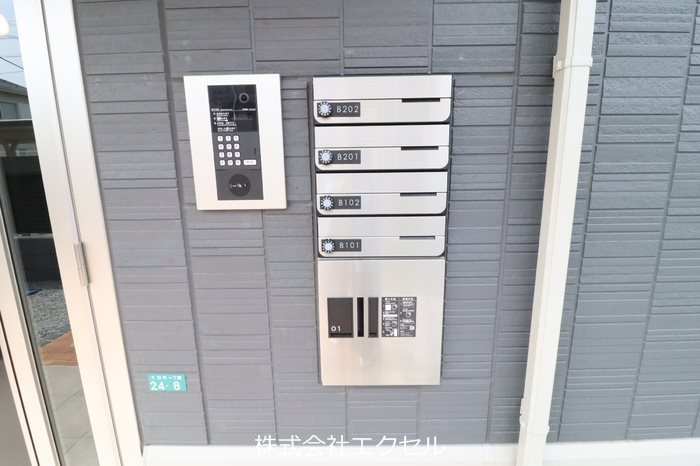 エントランス　オートロック付きです