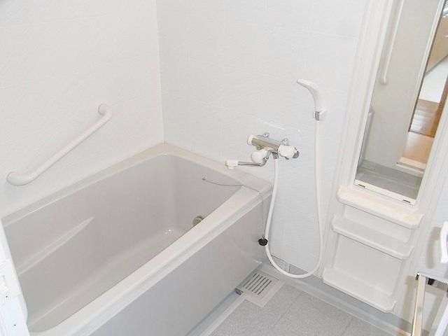 バス・シャワールーム　NULL
