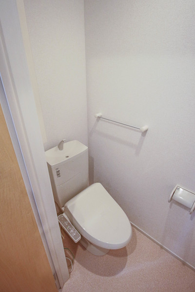 トイレ　同じ建物の別のお部屋