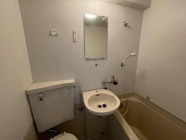 ビラ三秀中山の内装写真