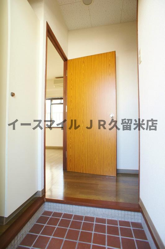 西鉄天神大牟田線 花畑駅 徒歩15分 9階建 築38年の玄関写真