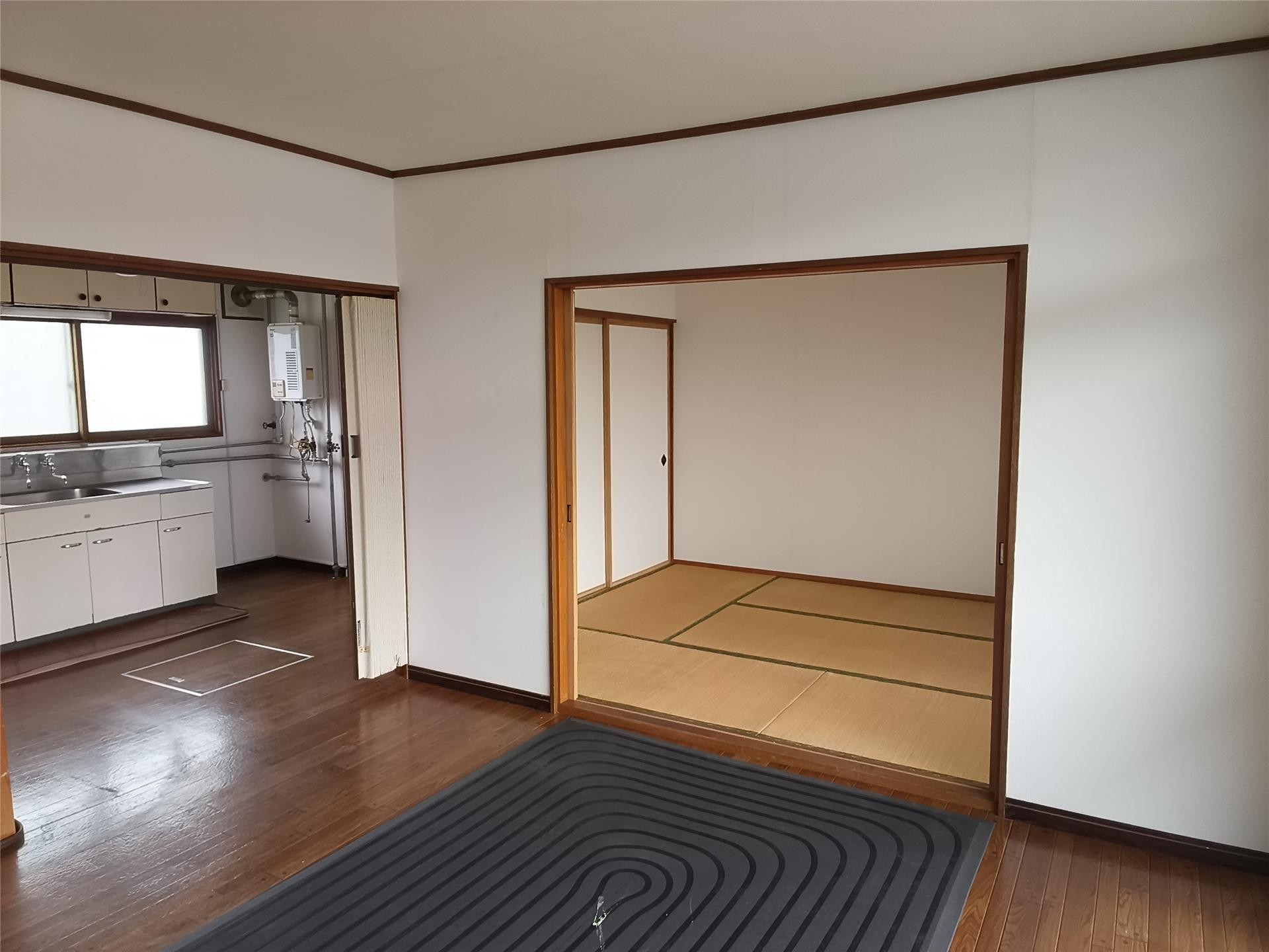 コーポ西町の居間写真