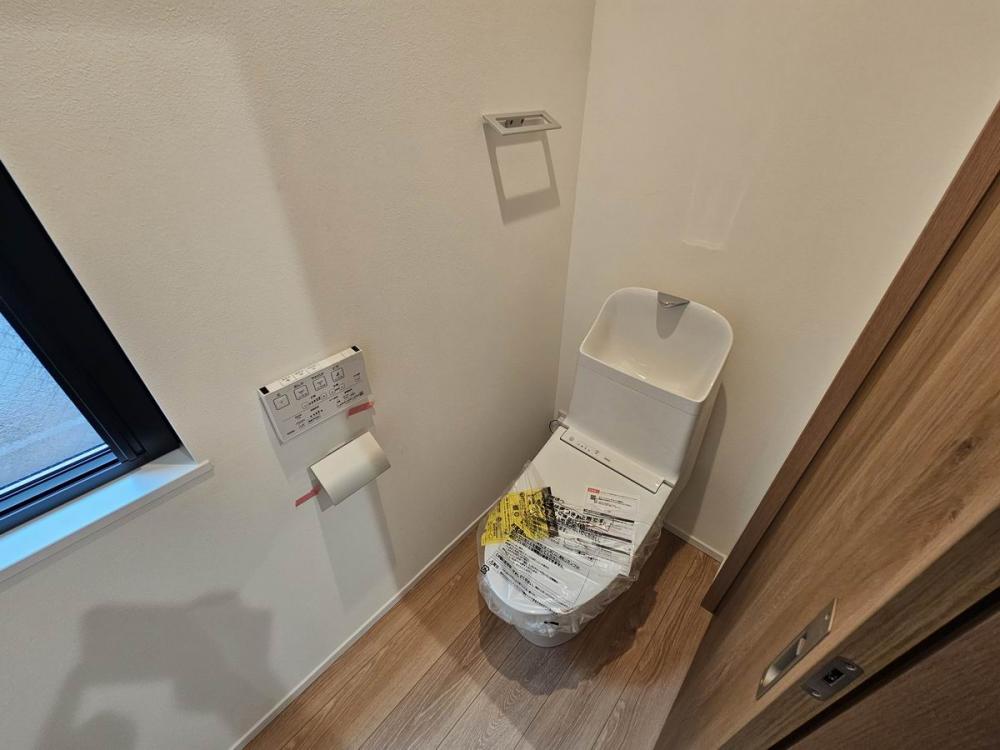 西武池袋線 保谷駅 徒歩9分 2階建 新築のトイレ写真