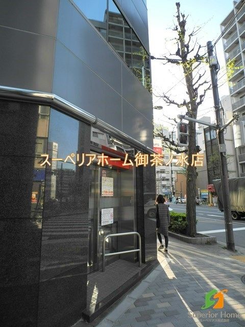 銀行　三菱UFJ銀行 ATMコーナー 神田岩本町（銀行）まで74m