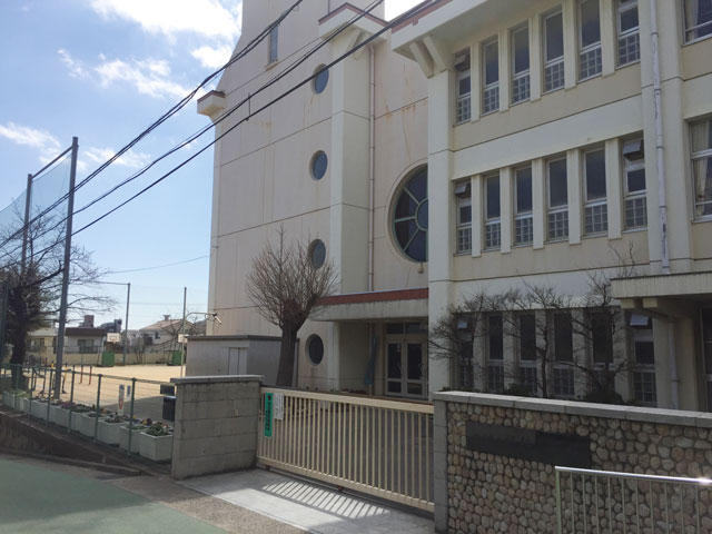 小学校　神戸市立福住小学校（小学校）まで409m
