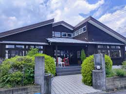 飲食店　クロンボ古庄店（飲食店）まで1080m