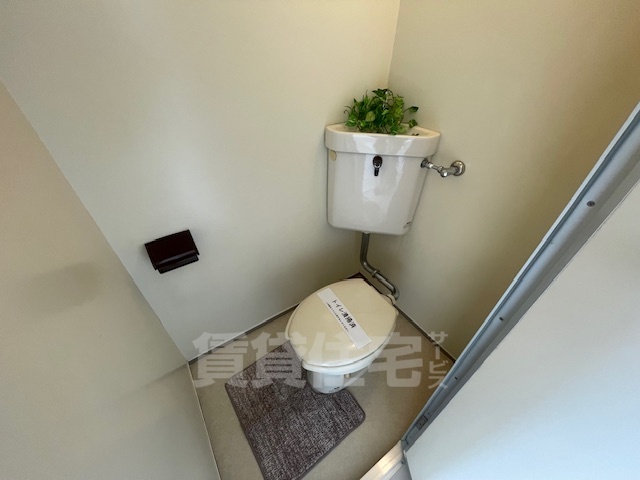京阪京津線 四宮駅 徒歩7分 4階建 築35年のトイレ写真