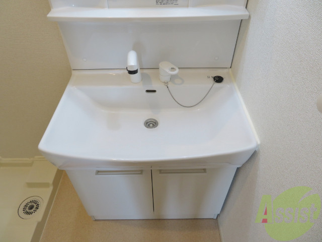 洗面設備　洗面台は独立していて、使いやすそうです。