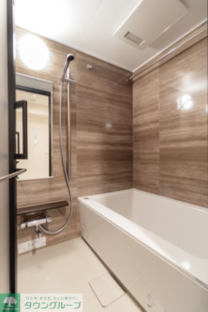 バス・シャワールーム　※写真は同タイプ住戸です。